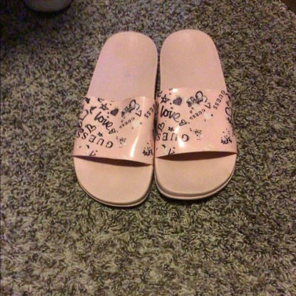 Guess pool slide - Picture 2 of 2